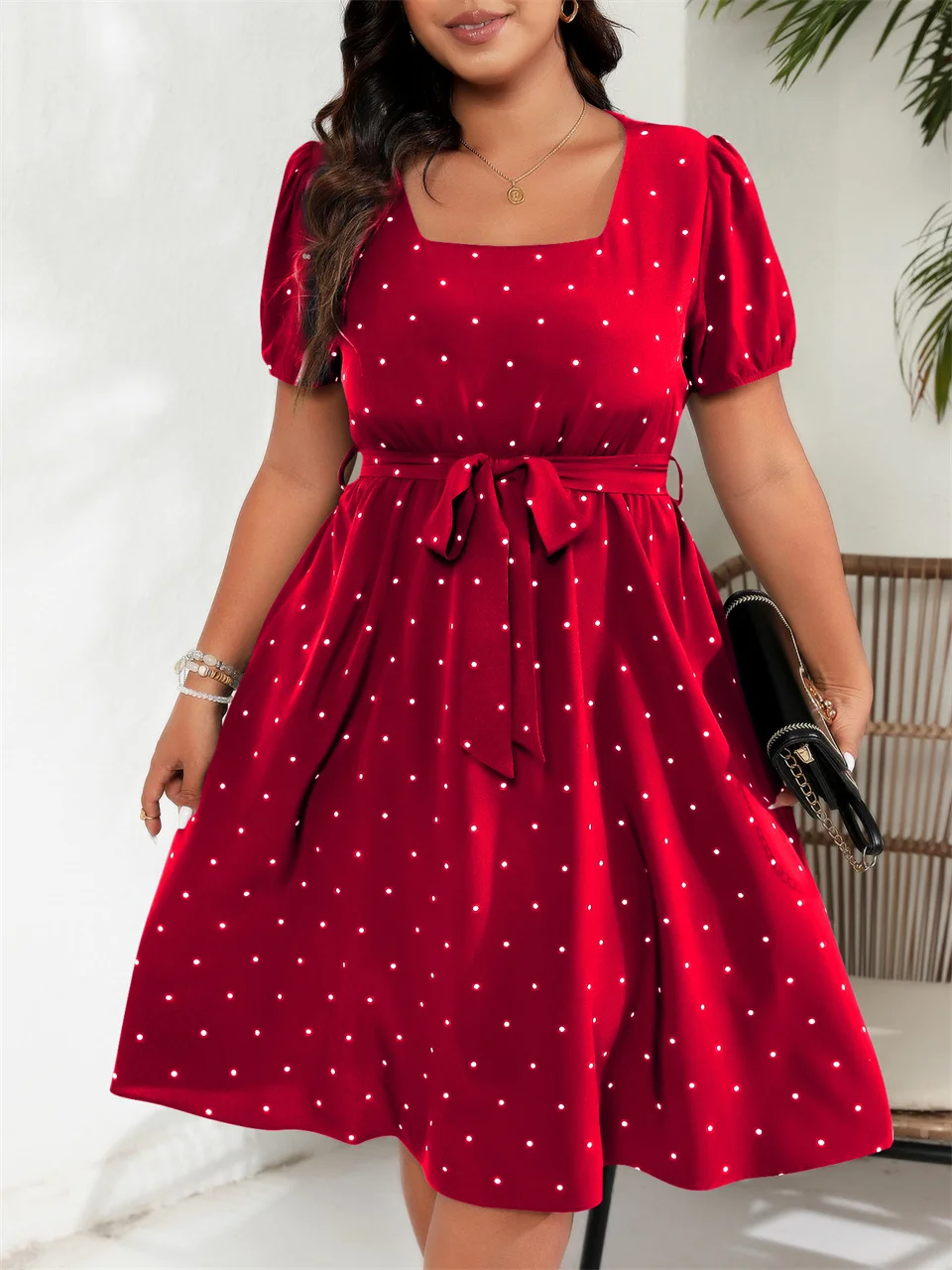 GIBSIE Plus Size Square Neck Polka Dot Gürtel Kleid Damen Elegante Retro Puffärmel Hohe Taille Sommer A-Linie Big Swing Kleider