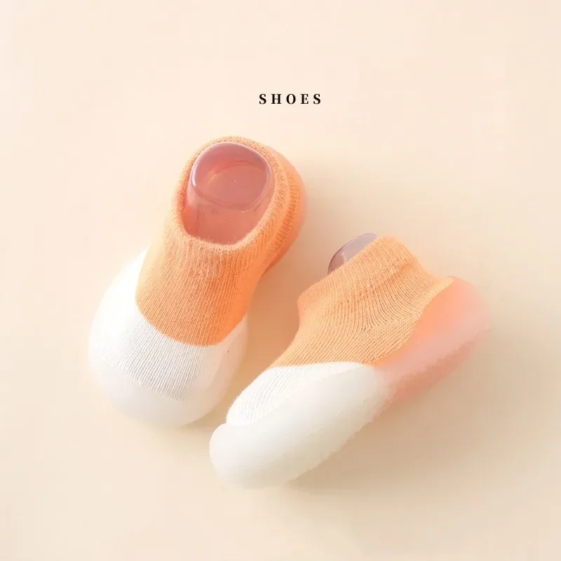 ถุงเท้าเด็กรองเท้าเด็กทารกการจับคู่สีน่ารักเด็กรองเท้าตุ๊กตานุ่ม Soled เด็กรองเท้าผ้าใบ BeBe เด็กวัยหัดเดิน First Walkers