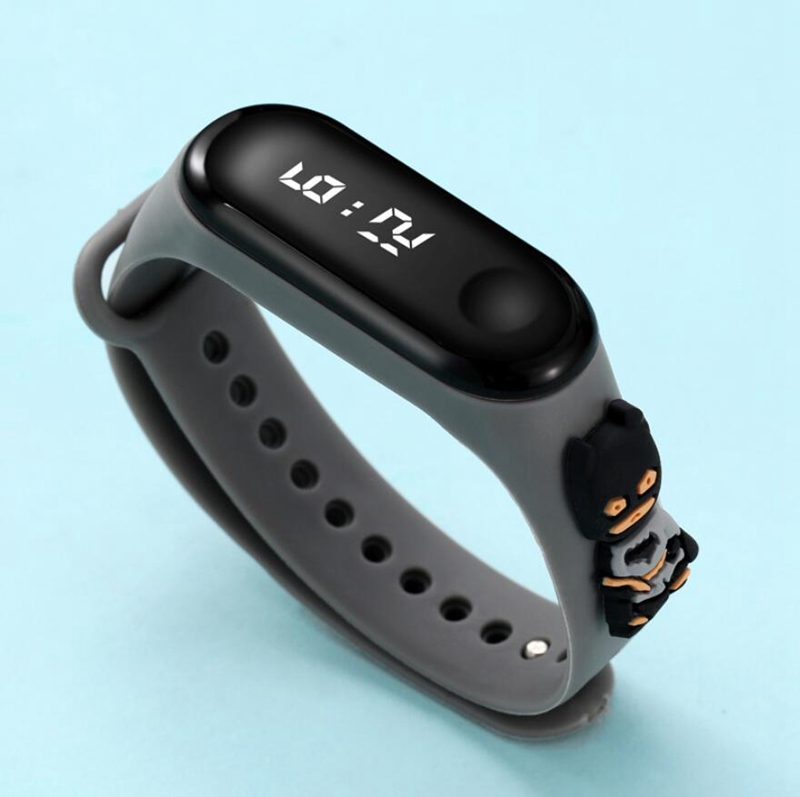 어벤저 스 애니메이션 전자 시계 스파이더 맨 아이언 맨 캡틴 아메리카 방수 Led 손목 시계 어린이 선물