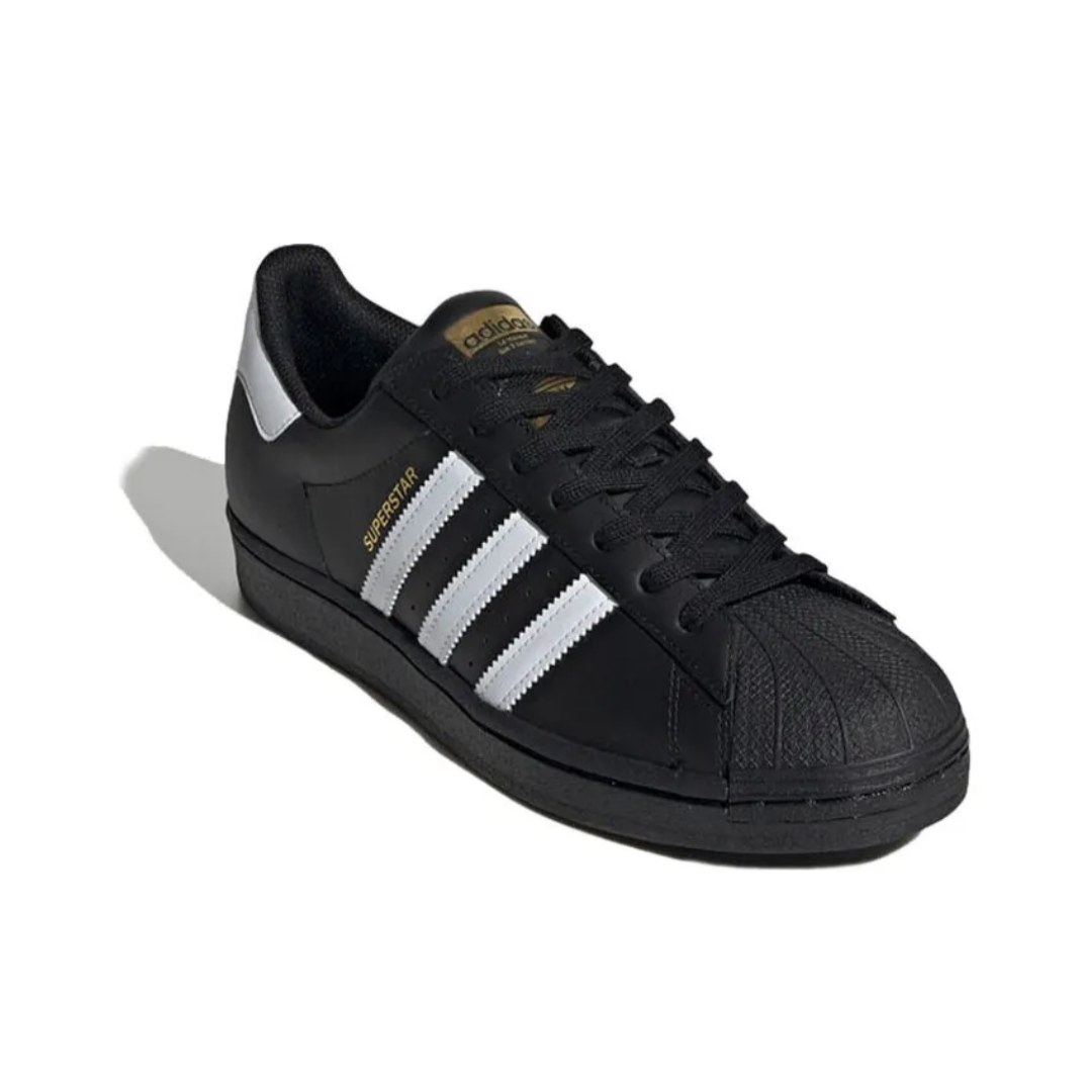 Adidas Superstar Original Men Women causal รองเท้าสเก็ตบอร์ดคลาสสิกสีดําสีขาวกลางแจ้งสบายกีฬารองเท้าผ้าใบ