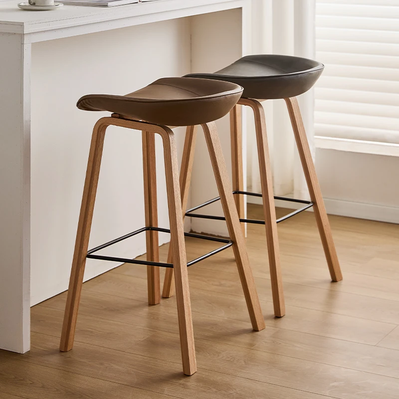 Taburete de Bar moderno de madera maciza, taburete de comedor de espuma de alta elasticidad, taburete de pie alto para sala de estar, muebles para el hogar versátiles y elegantes
