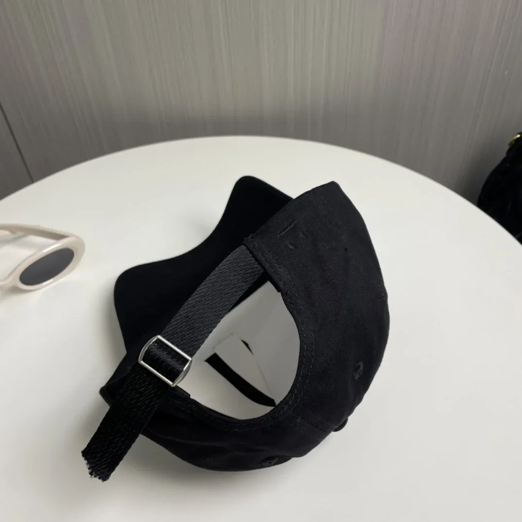 2025 Nieuwe Merk Stijlvolle Geborduurde Baseball Cap Zonwerend Ademend Verstelbare Mannen Vrouwen Unisex Baseball Cap Hip Hop Hoed