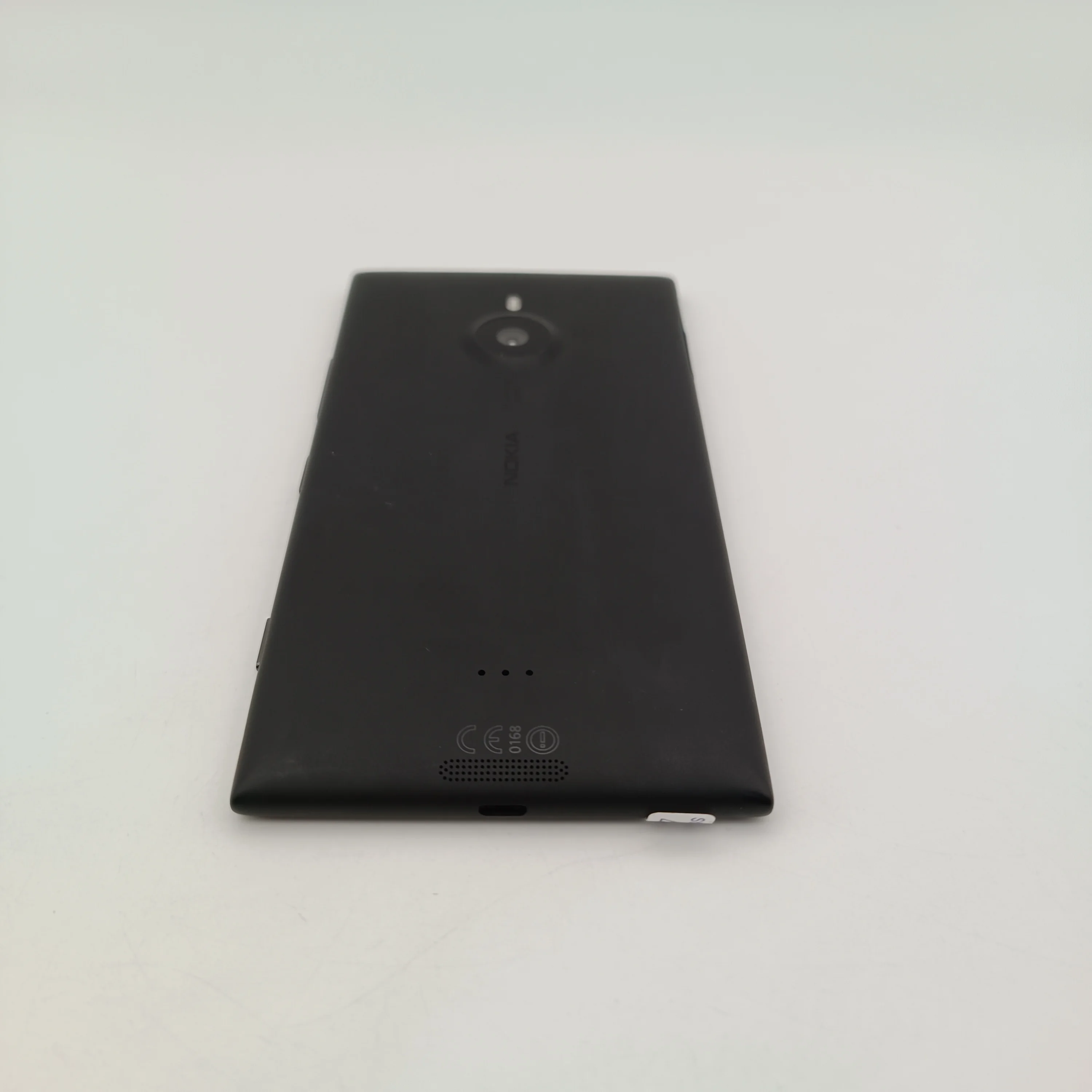 Original Lumia 1520 4G 20MP 6.0" WIFI 2GB+32GB Bluetooth CellPhone  Made in Finland Unlocked