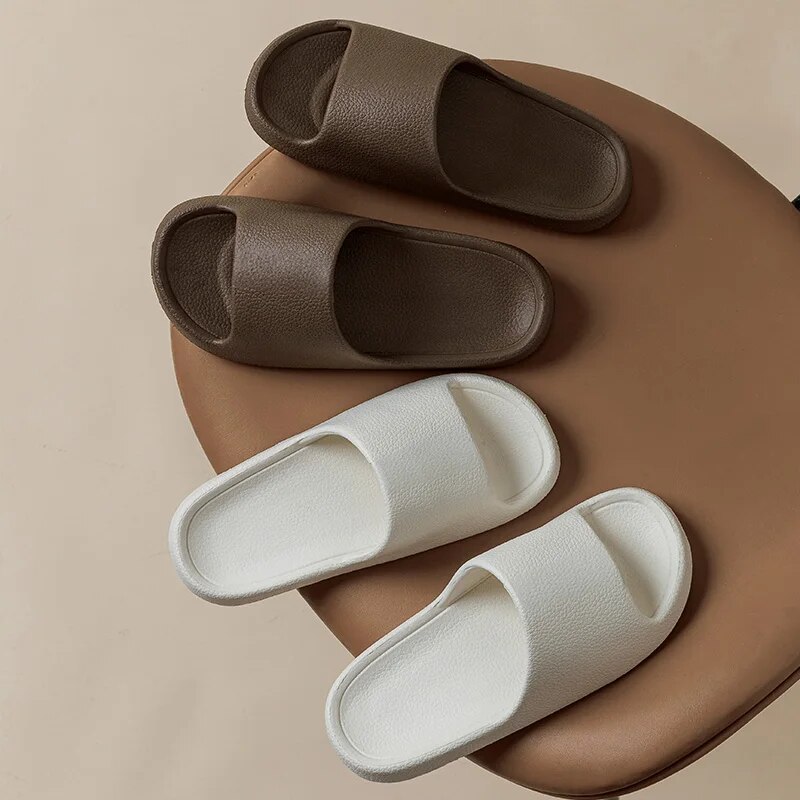 Pantoufles d'Été Plates et Légères pour Femme, Chaussures de Douche, de Énergie, Confortables, pour Couples