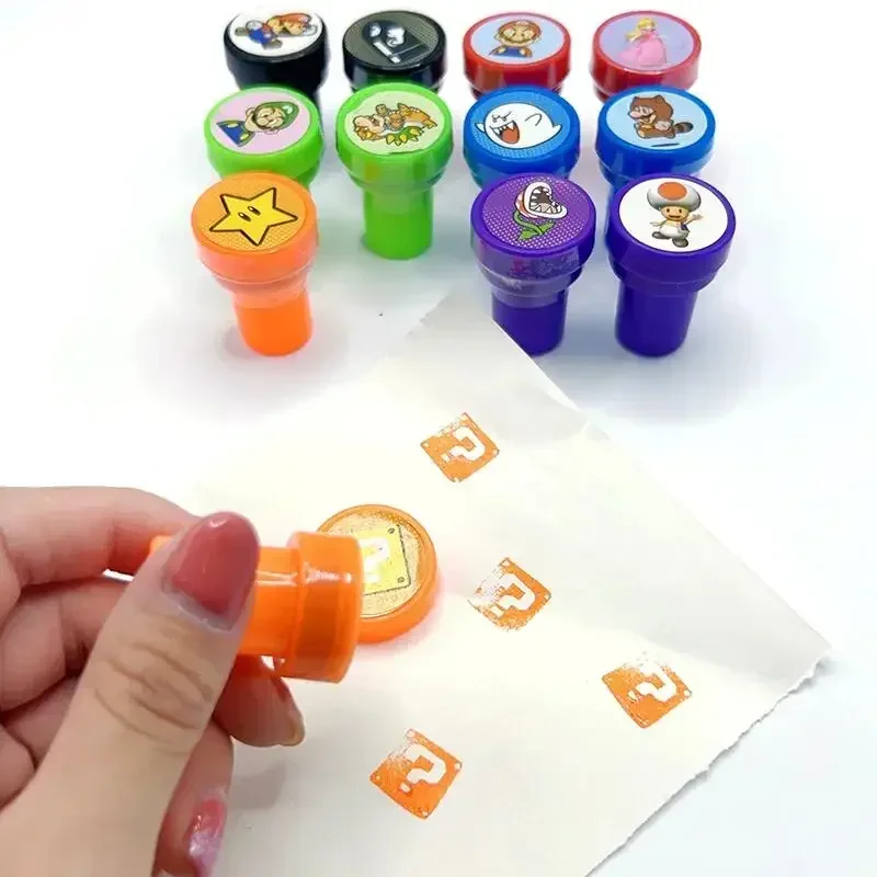 12 個スーパーマリオブラザーズ漫画おもちゃシグネットアニメパターンシールスタンパー絵画フォトアルバム装飾誕生日ギフト