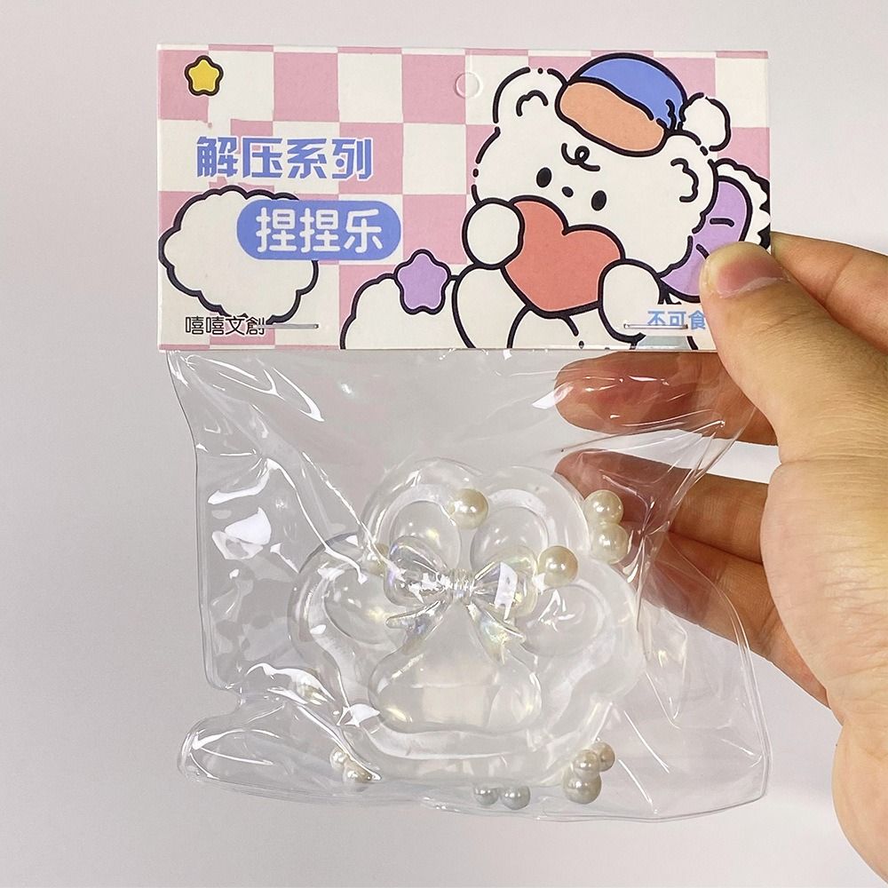 Safe TPR Cat Paw Slow Rebound Toy Pearl Bow Squeeze Cat Paw Cartoon Creative Cat Claw Pinch Toy Decorative
