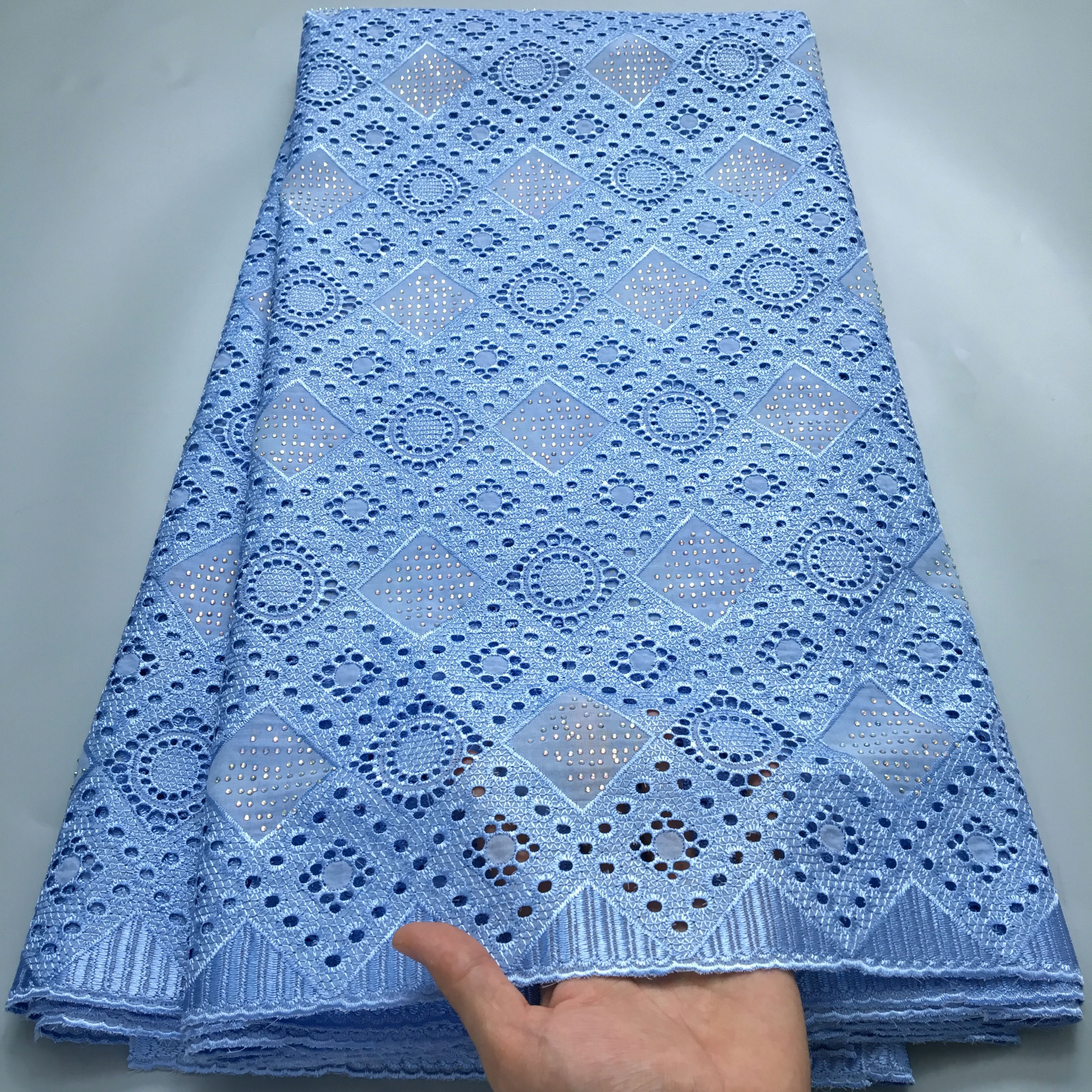 Branco suíço voile renda tecido de algodão nigeriano 2024 alta qualidade 5 metros bordado tecido renda africana vestido para mulher a3850