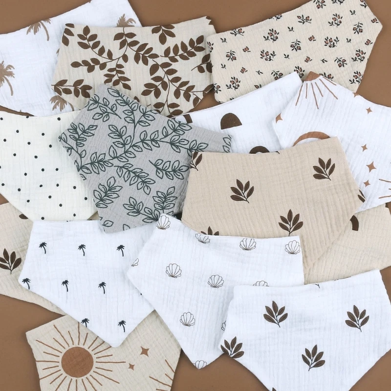 Babero de gasa de algodón para bebé, bufanda triangular ajustable, paños para eructar, toalla de Saliva, accesorios de alimentación, 4 piezas, nuevos diseños