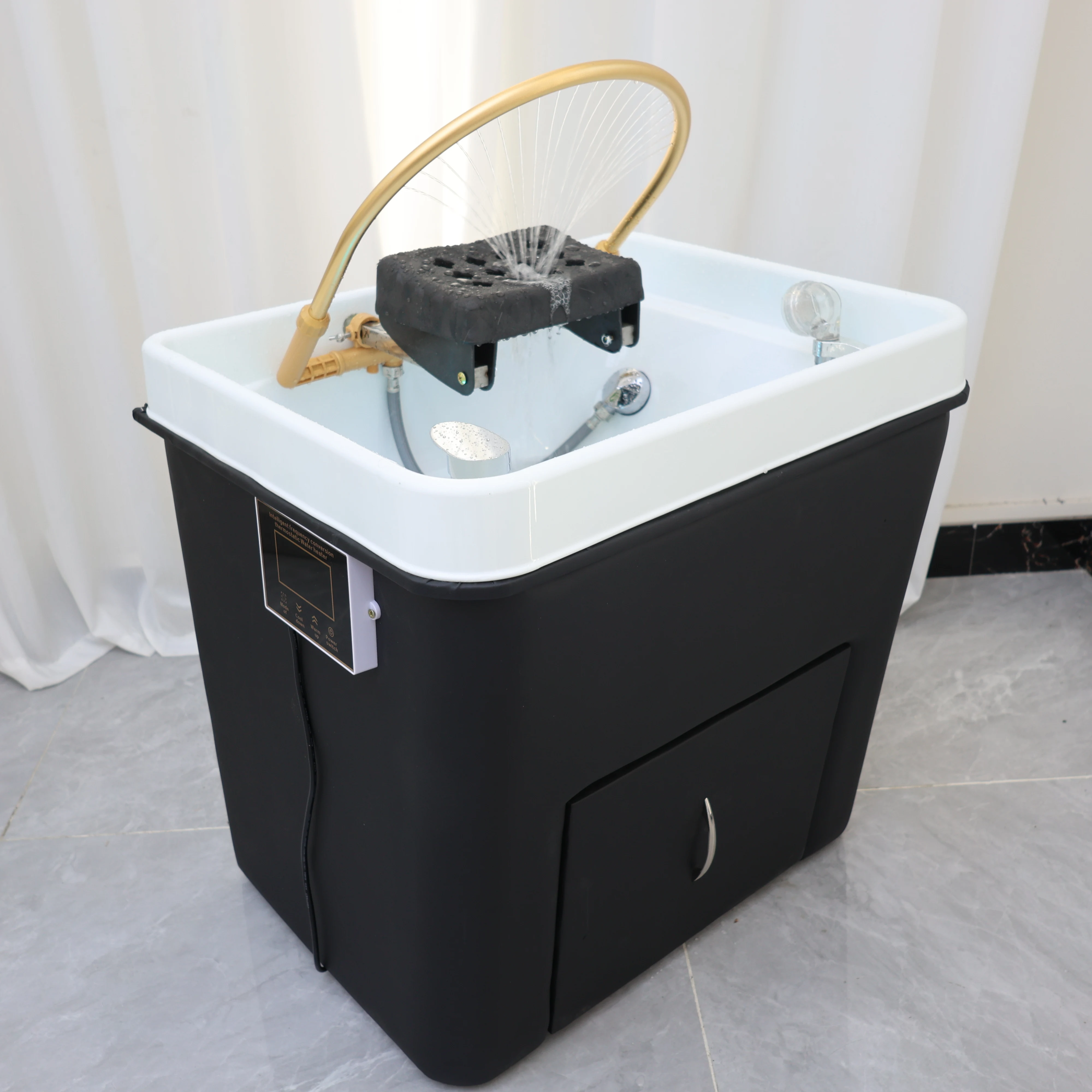 Hoofd spa. Geldig schoonheidsbed met bilbegassing. Geschikt voor thuis- en schoonheidssalon. Spa shampoostoel