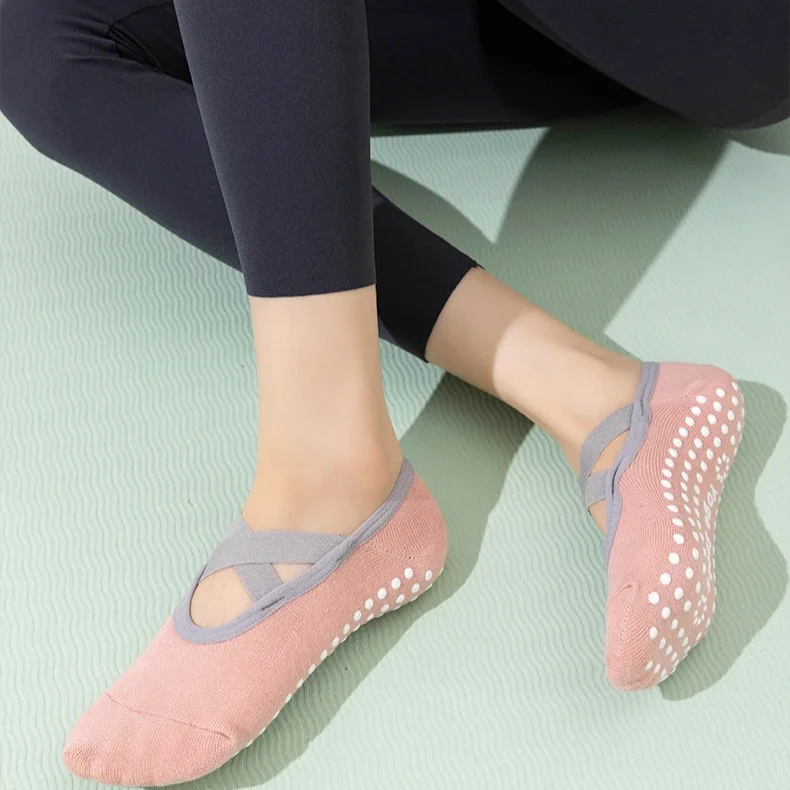 1/ 3 pares de calcetines profesionales de Yoga para mujer, calcetines antideslizantes de silicona para Ballet y Pilates, calcetines deportivos de Yoga con vendaje transpirable sin espalda para mujer