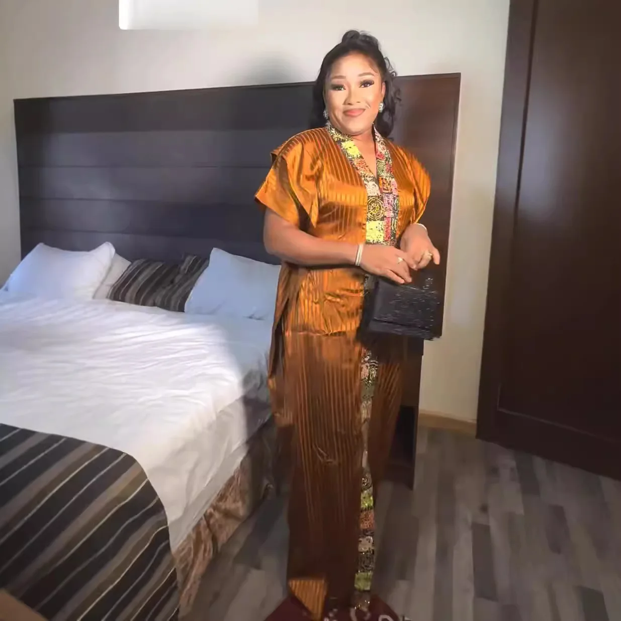 Abaje dla kobiet dubaj afrykańska satynowa szata Boubou Djellaba Femme moda muzułmańska sukienka kaftan Marocain suknie wieczorowe 2024