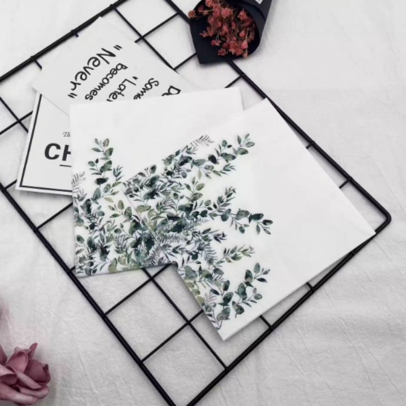 Serviette imprimée colorée feuille verte Restaurant occidental papier de pâte de bois décoratif papier vierge jetable 20 pièces/pac 33*33 cm 2 plis