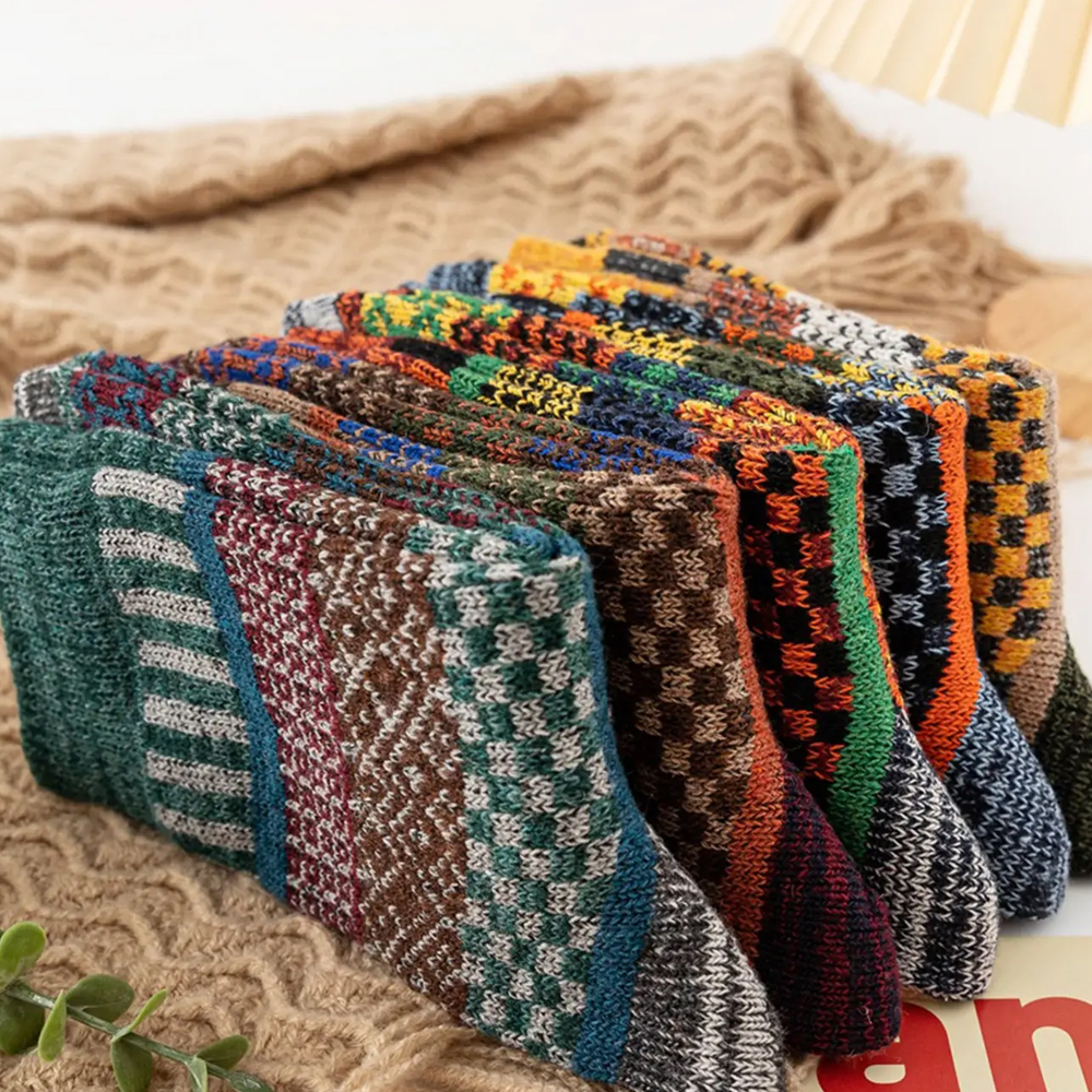 5 pares de calcetines de invierno para hombre, calcetines gruesos, calcetines cálidos de estilo Retro para hombre, calcetines coloridos de moda para botas de nieve