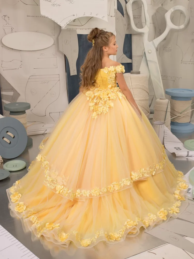 사용자 정의 노란색 꽃의 소녀 드레스 Tulle Tiered Appliques With Tailing 민소매 웨딩 생일 파티 연회 가운