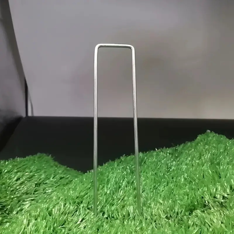 100 Stück Landschaftsklammern, U-förmige Gartennadeln, Gartenpfähle, Heftklammern, robuste Garten-Rasen-Zeltpfähle, sichernde Heringe für Unkrautba