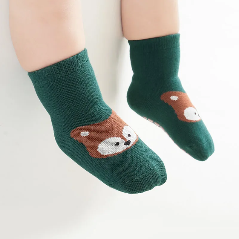 6 paia di calzini antiscivolo per bambini, simpatici cartoni animati con volpe e orso, calzini da pavimento per bambini, ragazzi e ragazze, comodi per i più piccoli