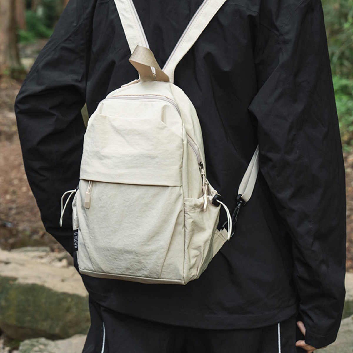 Mochila de peito Myco 2 em 1 para homens e mulheres – Bolsa tipo estilingue leve para caminhada com porta de carregamento USB e bloqueio Rfid (viagens/jogos/Dai