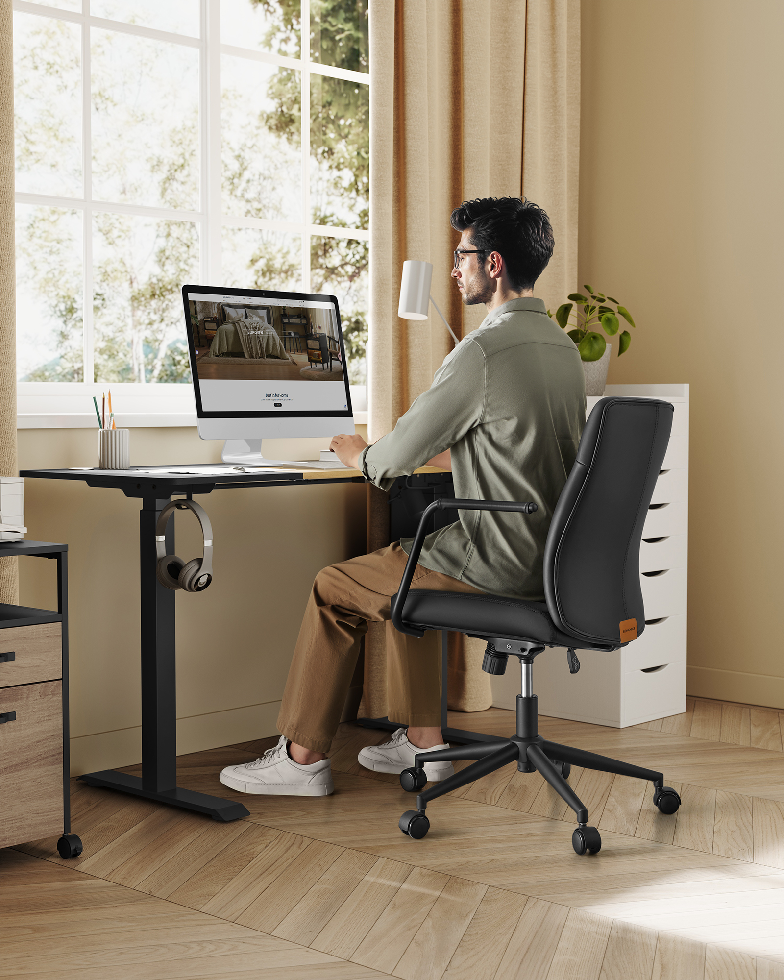 SONGMICS Bürostuhl, Schreibtischstuhl, PU-Oberfläche, leicht zu reinigen, höhenverstellbar