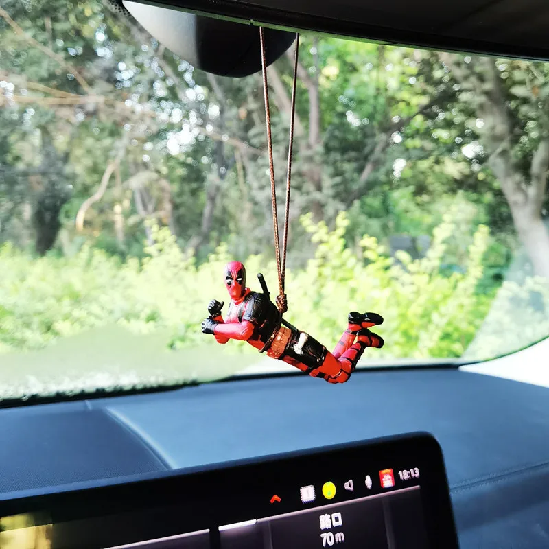 Marvel Deadpool รถกระจกมองหลังจี้อ่าน Deadpool รถจี้ Mini รุ่นของเล่น Action Figure ใหม่ร้อนคริสต์มาสของขวัญ
