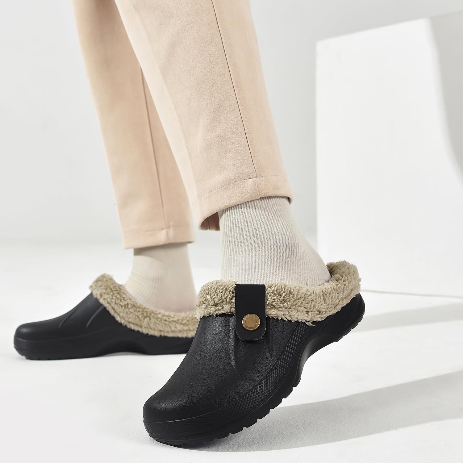 Moda masculina chinelos de algodão inverno feminino curto chinelos de pelúcia casual à prova dwaterproof água jardim sapatos masculinos nova pele peluda sapatos de algodão