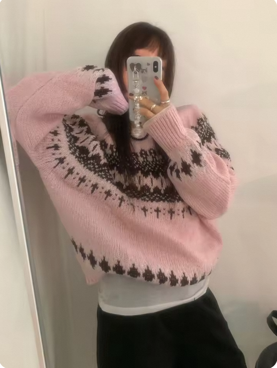 シックな冬甘いアンチエイジングラウンドネックニットセーター女性のソフト居心地の良い長袖ニット通勤ルーズフィット秋のファッション