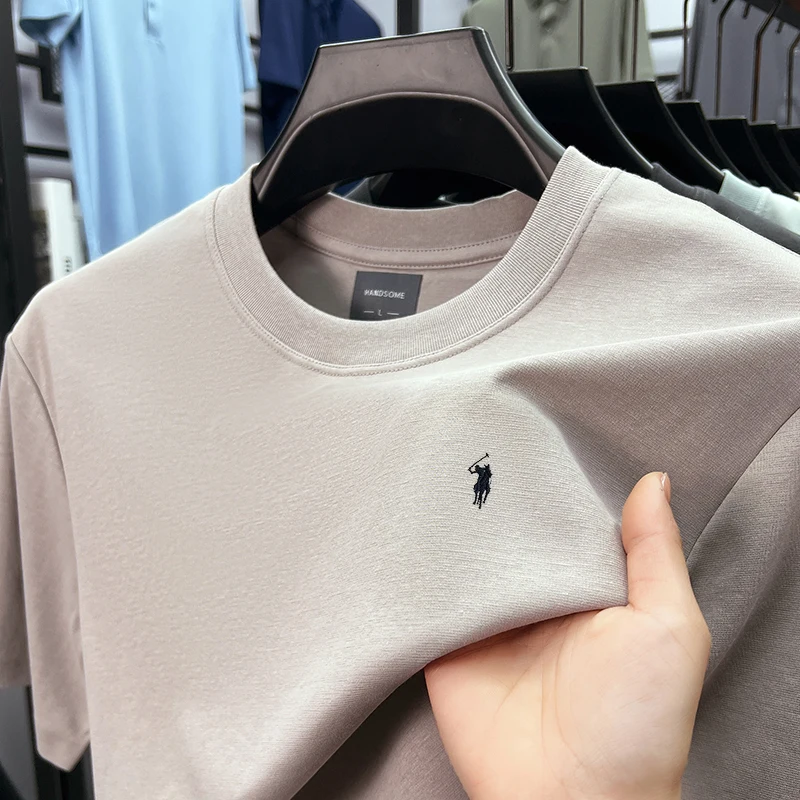 ที่มีคุณภาพสูงผ้าฝ้าย mercerized breathable แขนสั้นเสื้อยืดผู้ชายออกแบบฤดูร้อนใหม่พอลแบรนด์เย็บปักถักร้อยแฟชั่นเกาหลีลำลองรอบคอด้านบน