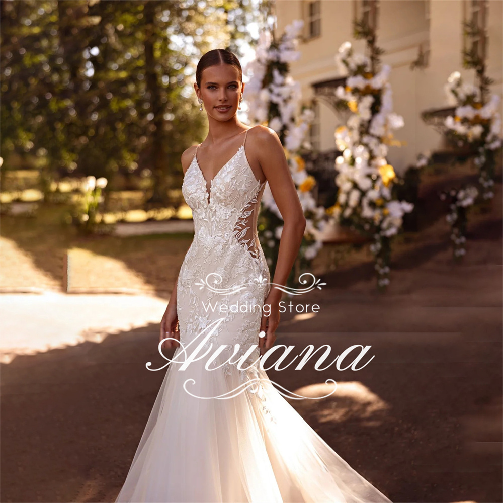 Angepasst Aviana Spaghetti Strap V-ausschnitt Meerjungfrau Hochzeit Kleid Backless Tüll Applikationen Stickerei Schatz Vestidos de novia