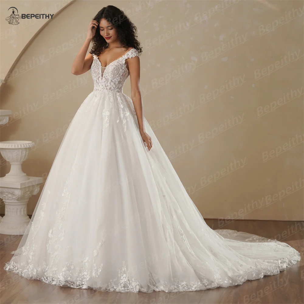 BEPEITHY Personalizzato Scollo A V Maniche Ad Aletta Abiti Da Sposa Principessa Per Le Donne 2025 Primavera In Pizzo Boho Abito Da Sposa Abiti Da Sposa