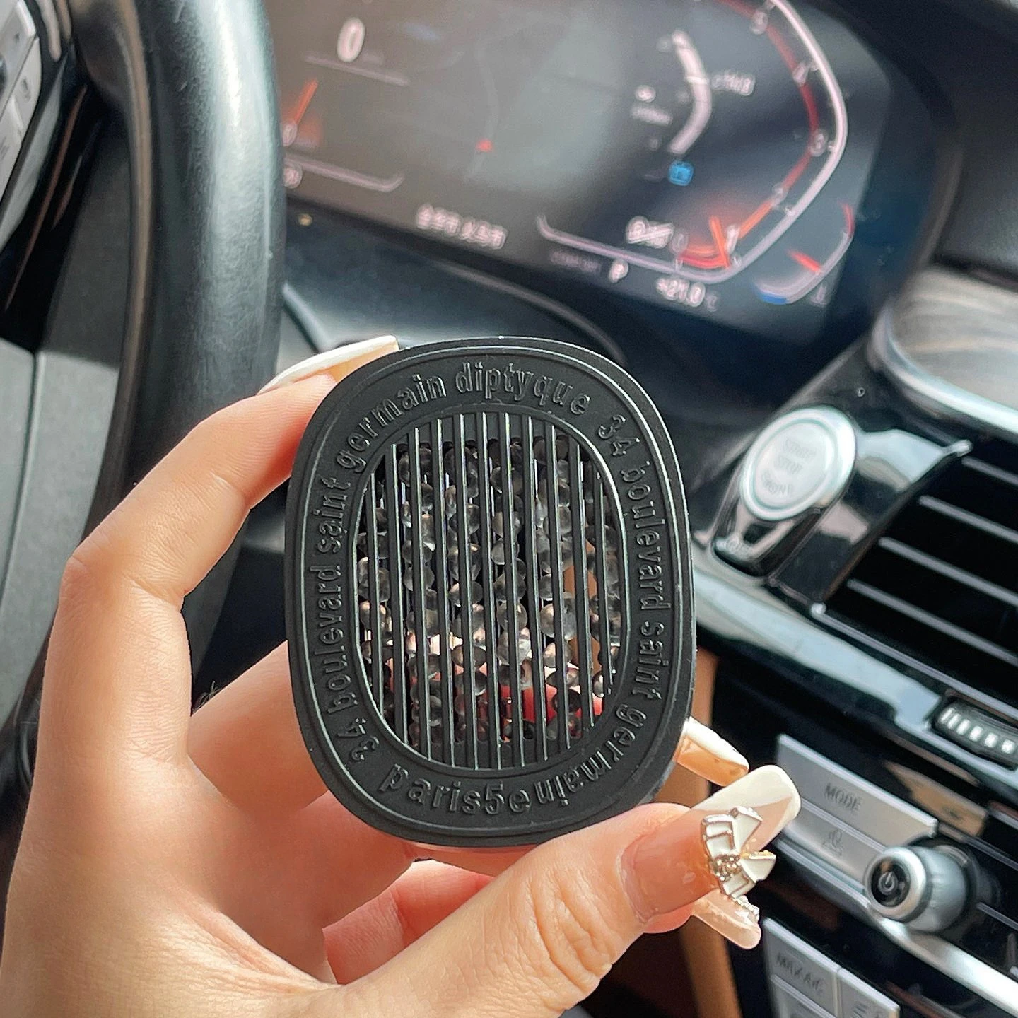 車のペンダント装飾品装飾アクセサリーインテリア Automóvil ホームハンギング装飾ツール折りたたみバスケット