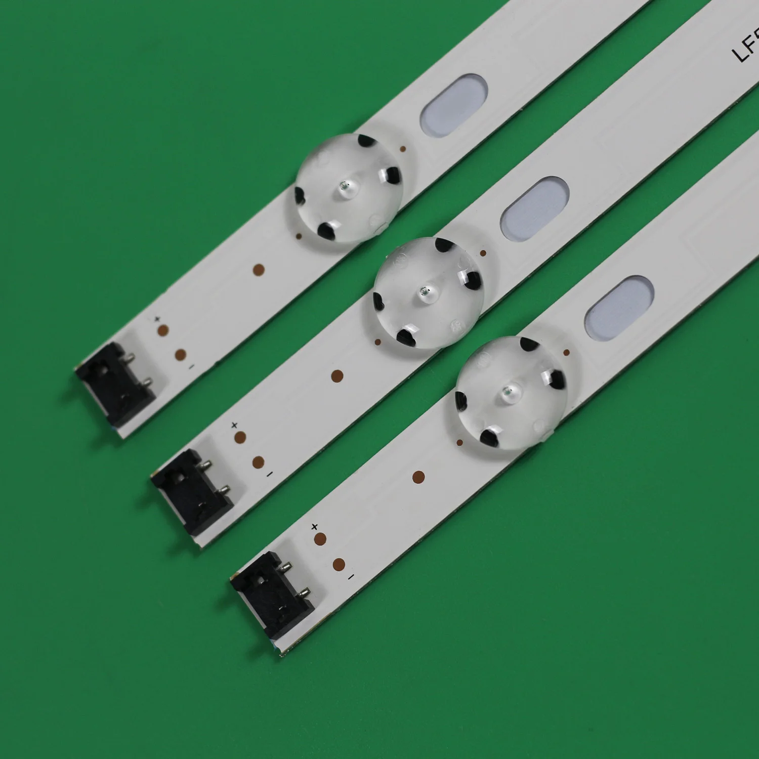 LED Backlight Strip 7LEDs 830 มม.สําหรับInnotek 17Y 43inch_A 43UK6200PLF 43UK6400PLF 43UK6300PLF 43UK6470PLC 43UK6200PLA HC430DUN