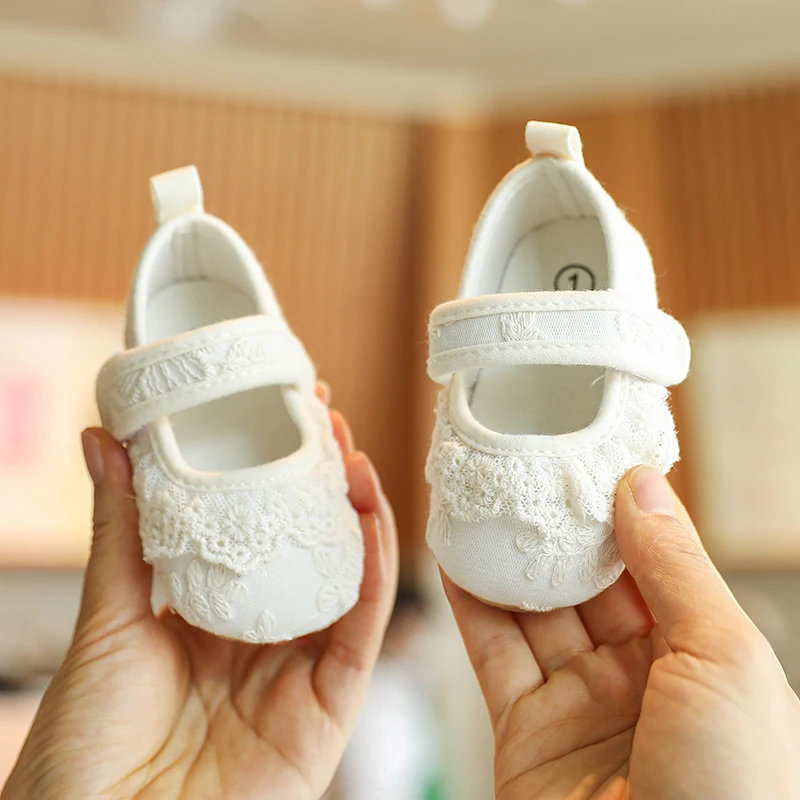 น่ารักลูกไม้สีขาวเด็กสาวเจ้าหญิงรองเท้าเด็กรองเท้าแตะ Moccs รองเท้า Bow Fringe ยาง Soled รองเท้ากันลื่นรองเท้าเปล