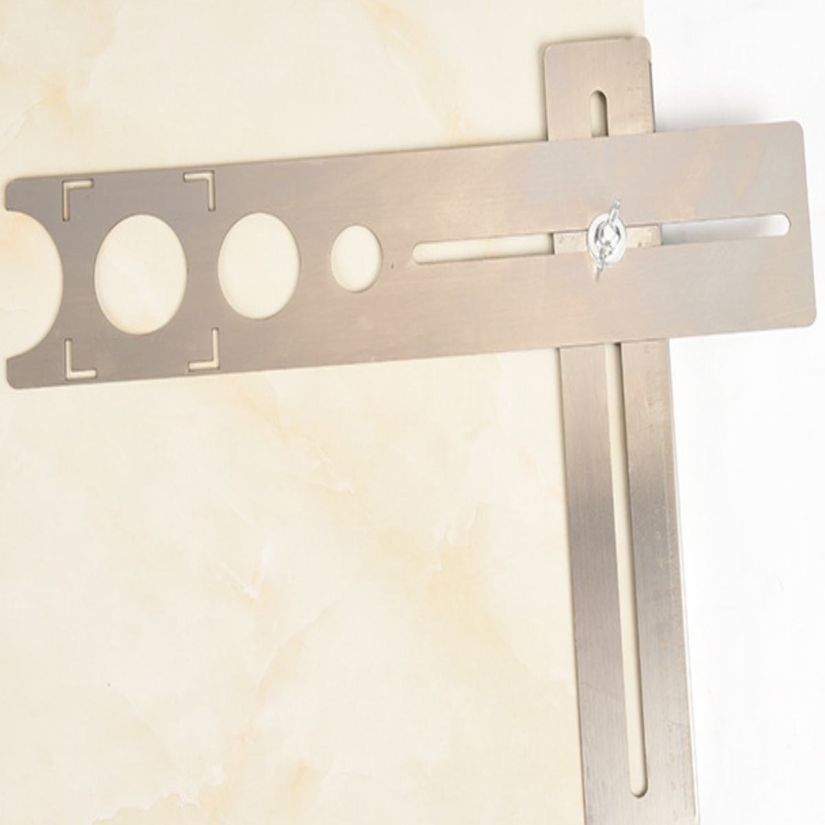 Localizzatore di perforazione per piastrelle in ceramica, strumento di perforazione per punte da trapano per pareti e pavimenti in marmo, strumento di misurazione dell'acqua ed dell'elettricità