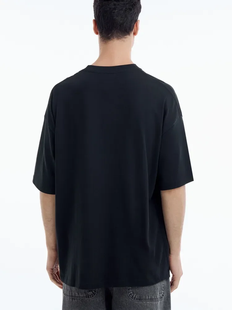เสื้อยืดผู้ชายคุณภาพสูง ปี 2025 สีพื้น แขนสั้น สไตล์ฮิปฮอป Y2k เสื้อลำลอง ระบายอากาศดี ทรงโอเวอร์ไซส์ เสื้อคู่สำหรับเล่นกีฬา