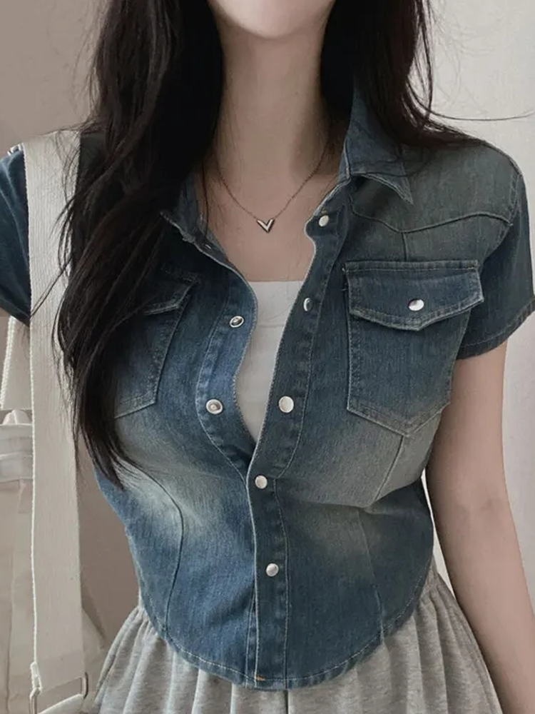 スリムフィット半袖ポロカラーデニムシャツジャケット女性の薄い夏ヴィンテージターンダウンカラーシングルボタンショート丈
