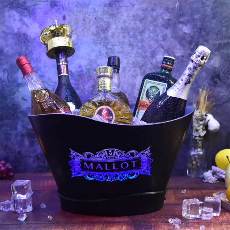 12L Kunststoff individuelles Logo Bierflasche Eiskübel LED leuchtende Belvedere Kühler Bar Wein Champagner Kunststoff Eiskübel Getränkebögen