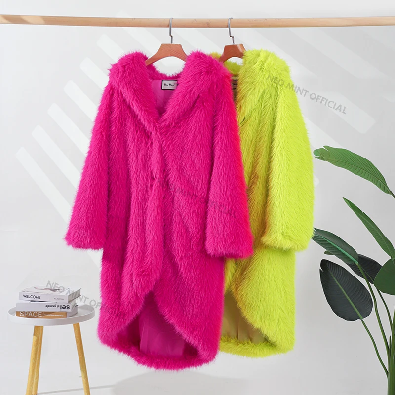 Neo Mint ผู้หญิงแบรนด์หรูรันเวย์แฟชั่นยาว Hooded Faux Fur Coat แจ็คเก็ต Ins Nicki Minaj นีออนสีเขียว Chunky Overcoat Jacket