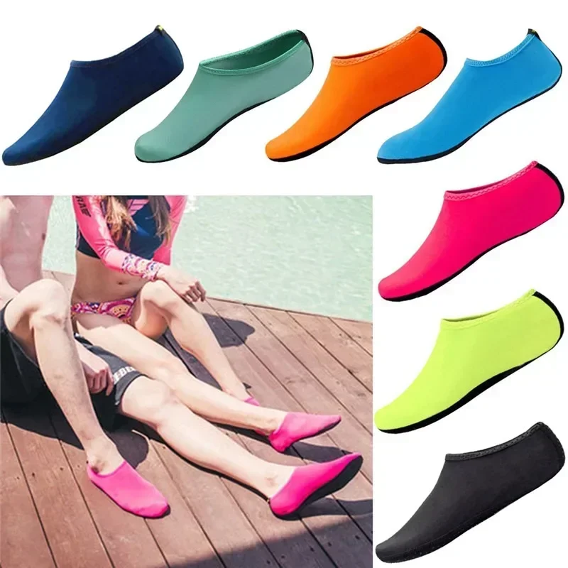 Zapatos de agua antideslizantes Unisex para nadar, bucear, playa, verano, calcetines acuáticos, sandalias planas, zapatillas de playa para hombres y mujeres, accesorios