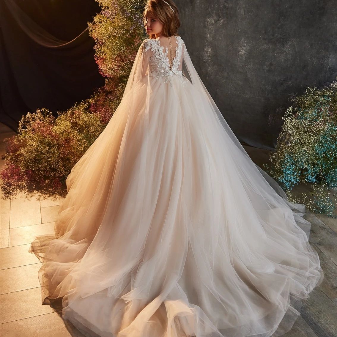 Robes de première Communion en dentelle à manches longues, impression Flash, queue de princesse, robe de demoiselle d'honneur, fête de mariage, bal, cadeau d'anniversaire de rêve