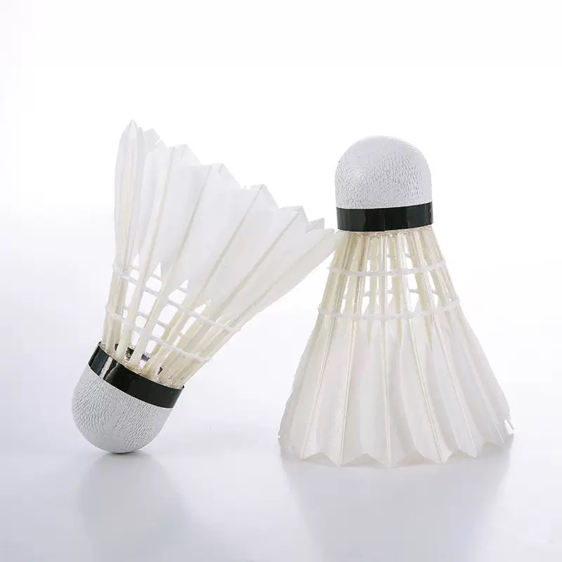 Babadores de badminton profissional branco de alta velocidade pena de pato bola de badminton para treinamento de jogo esporte prática juventude