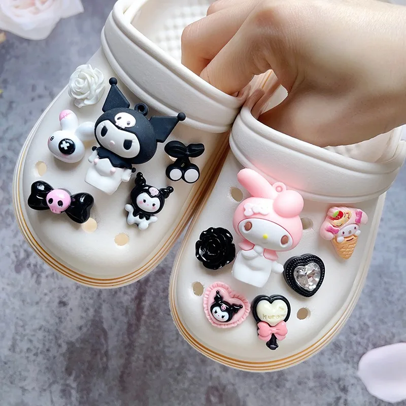 MINISO かわいいサンリオクロミかわいい靴アクセサリー漫画周辺シナモロールメロディーチャームバックルチャームキッズギフト
