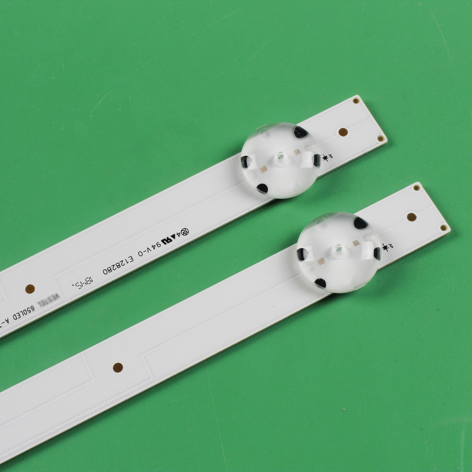 Para VES650QNTS-2D-U11 VES650QNTA-2D-U12 2W-U32 JL.D 65071330 -078AS-M_V02 65HFL2899S/12 LT-65C880 L65UE18 P65UP2038A Tira LED