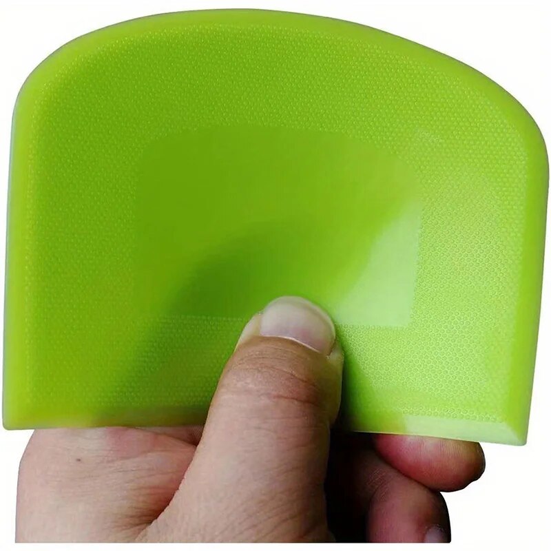 1pc Plastic Cake Cream Spatula, Dough Knife, Butter Scraper With Plain Smooth Edge, Baking Tools