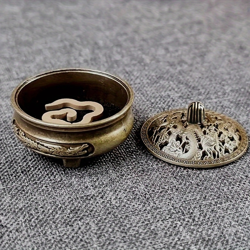Antique brass pocket incense burner mini hollow incense ornament ancient Chinese tea table decoration dragon and phoenix