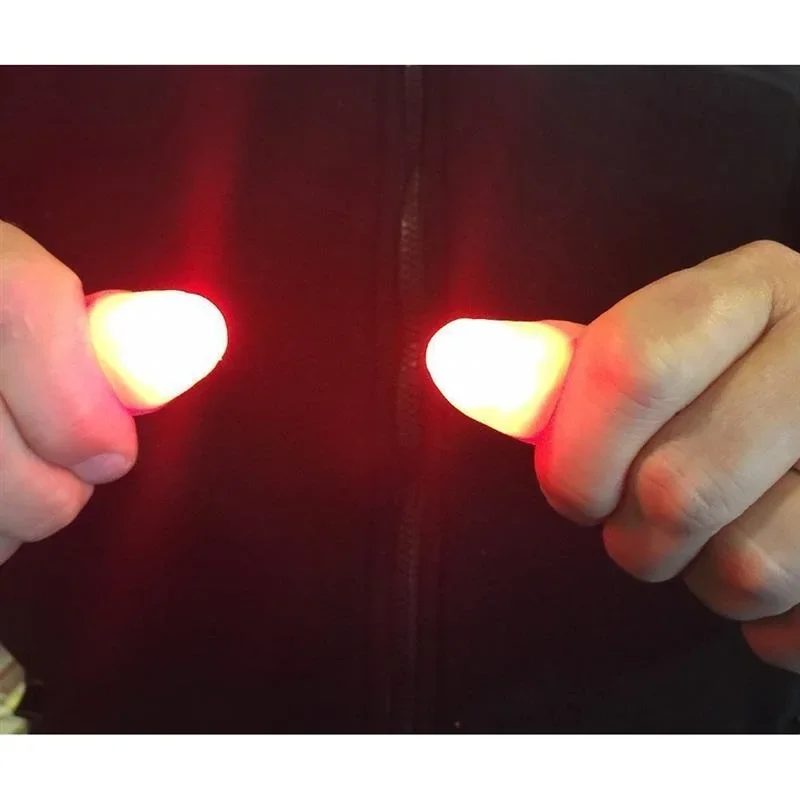 2/4/6 pezzi Magic Light Up Dita Dita LED Trucchi Puntelli per pollice Natale Festival di Natale Festa Novità Giocattoli divertenti