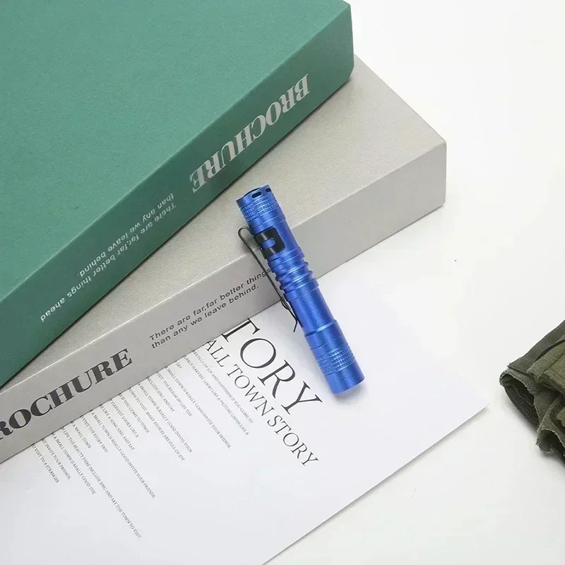 Mini lampe de poche Portable à stylo LED, avec pince à stylo, torche Ultra de poche, utilisation de batterie AAA pour Camping en plein air, lampe de secours