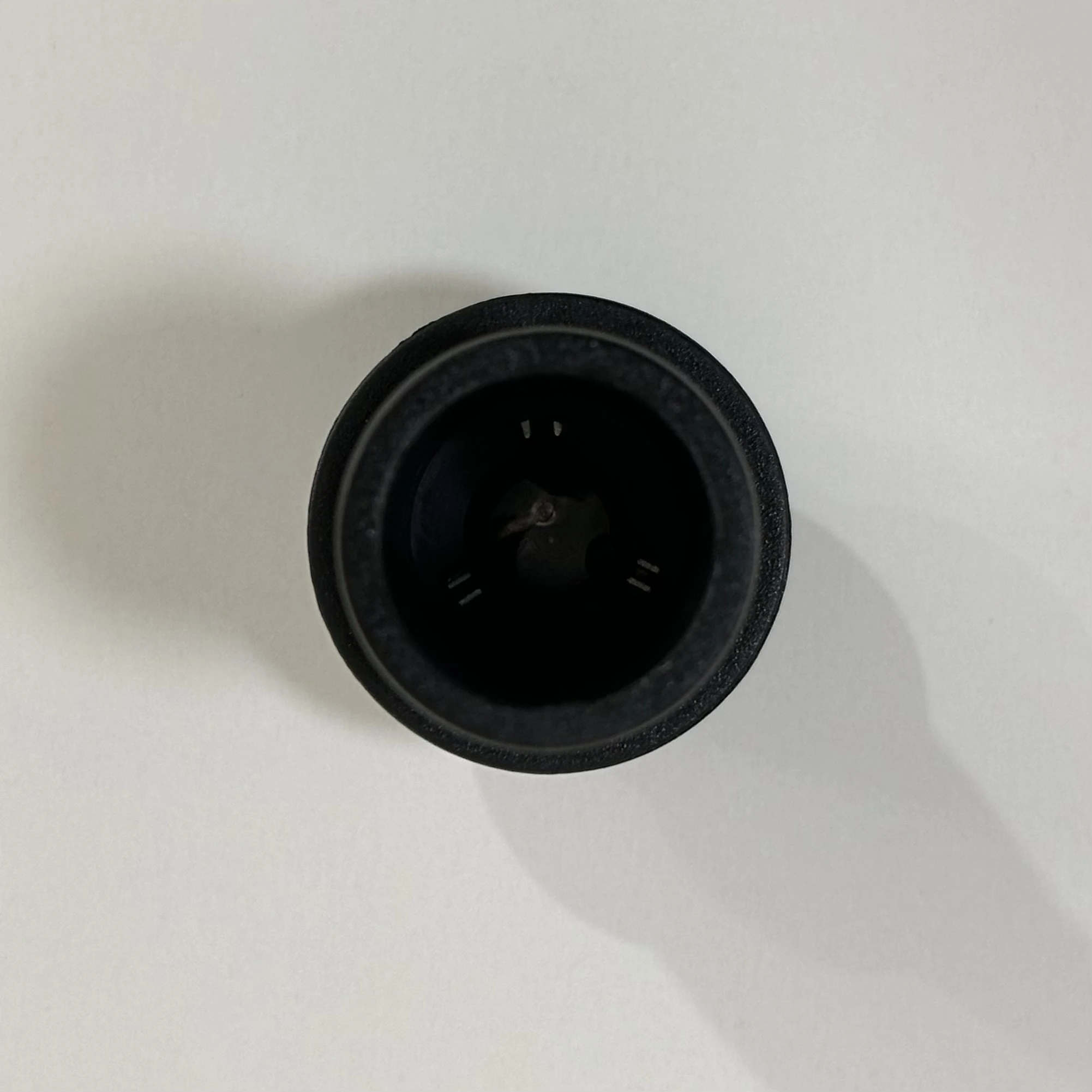 Auto-Zigarettenanzünder-Dekorationsabdeckung, verchromter Zigarettenanzünder-Stecker für Audi A3 A4 A5 Q2 Q7 R8 8W0 919 311 12 V