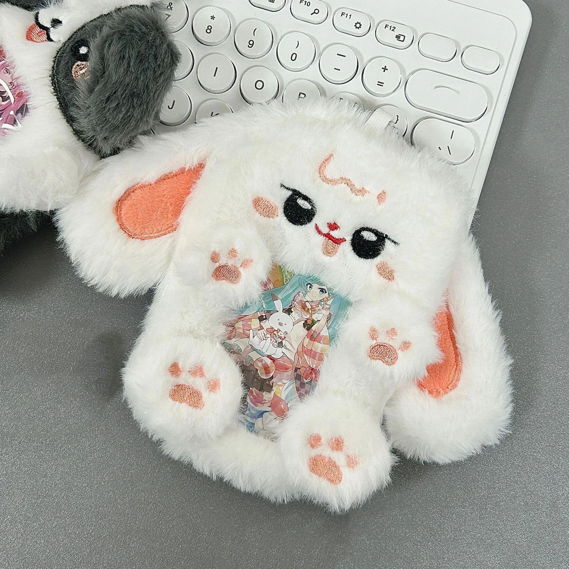 1 pz simpatico peluche Kpop portafoto con portachiavi Kawaii cartone animato foto manica ID banca porta carte di credito protezione cancelleria
