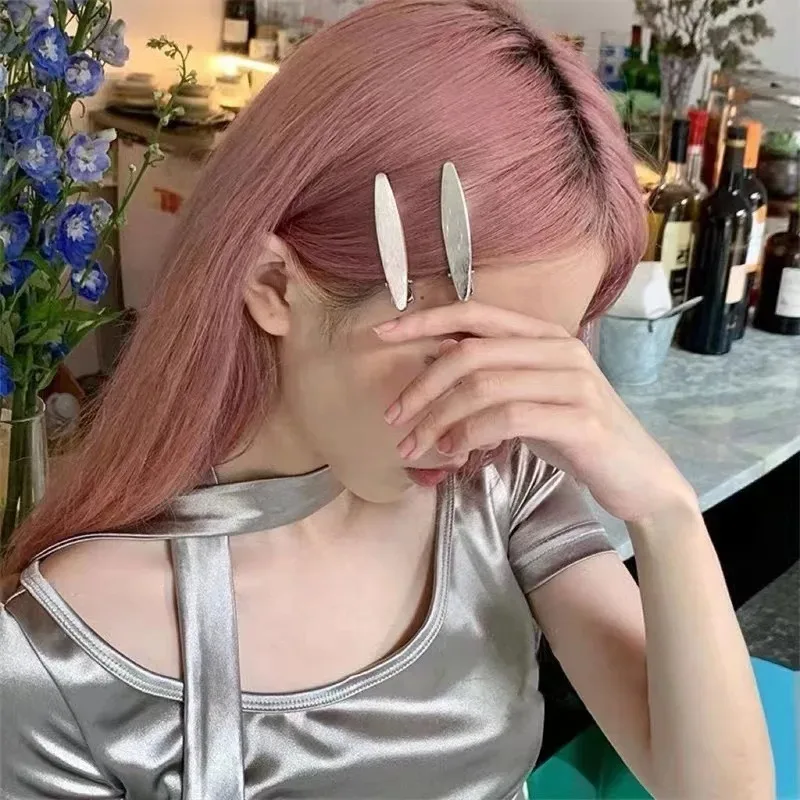24 pz/set Y2K Fermagli per capelli in metallo argento per donne e ragazze Accessori per capelli stella Stili multipli Forcine a becco d'anatra senza soluzione di continuità