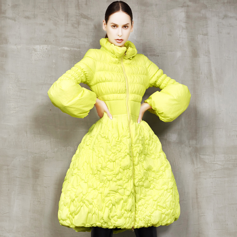 Daunenjacke für Damen, langer Rock-Stil, flauschiger Daunenmantel, weiblich, neue Explosion war dünn, Stickerei, warmer Daunenmantel, Hepburn-Stil, F455