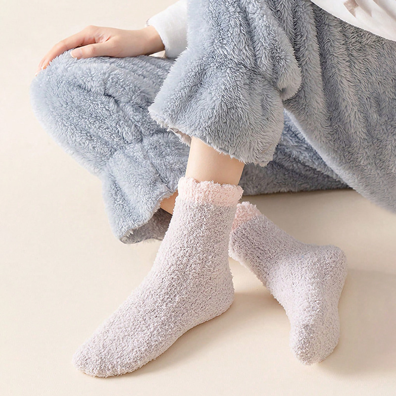 4 pares de calcetines peludos cálidos de invierno para mujer, calcetines gruesos térmicos sólidos suaves y esponjosos, zapatillas bonitas de moda, calcetines para dormir en el suelo del hogar